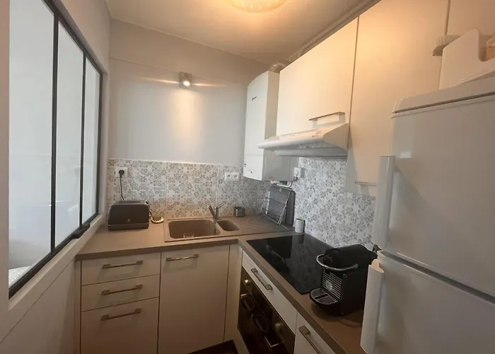 2* Avec Balcon Face A La Mer, Ascenseur, Proche Et Commerces, 2 Pers. - Fr-1-197-387 Appartement Les Sables-dʼOlonne